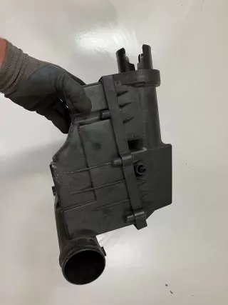  Корпус воздушного фильтра Volkswagen Passat B7 Арт AL16655485995, вид 3
