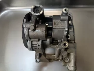 7823009 Насос масляный BMW X5 F15 Арт AL16486337706, вид 6