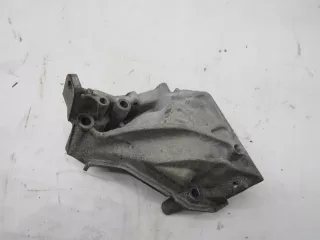 04B199207 Кронштейн двигателя Skoda Fabia 3 Арт AL10612691665, вид 2