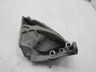 04B199207 Кронштейн двигателя Skoda Fabia 3 Арт AL10612691665, вид 3