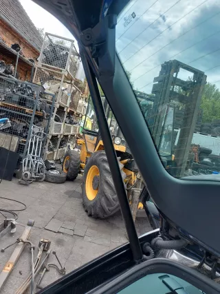 5E9827851F Амортизатор багажника Skoda Octavia A4 Арт AL15889456606, вид 1