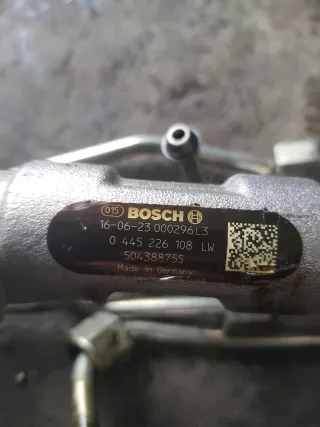 504383755,0445226108 Топливная рампа  Rolls-Royce Wraith Арт AL11551418758_2, вид 2