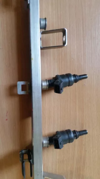 1437442 Топливная рампа  BMW 3 E36 Арт AL11891172577, вид 4