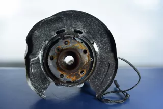 6877217 Кулак задний левый BMW X5 F15 Арт AL8751294419, вид 1