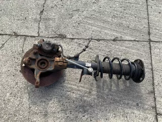 Кулак поворотный передний правый Ford B-Max 2019г.  - Фото 4