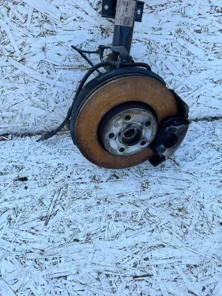 2Q0413031EF Кулак поворотный передний правый Skoda Fabia 2 Арт AL15982950296, вид 2