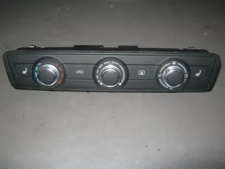 8V0819047C Блок управления печки/климат-контроля Audi E-Tron Арт AL5325137119