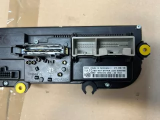 7E0907047AK Блок управления печки/климат-контроля Volkswagen Multivan T6 Арт AL16330266065_2, вид 2