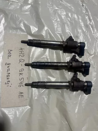 4H2Q-9K546-AE Форсунка Land Rover Discovery 5 Арт AL16503608916, вид 2