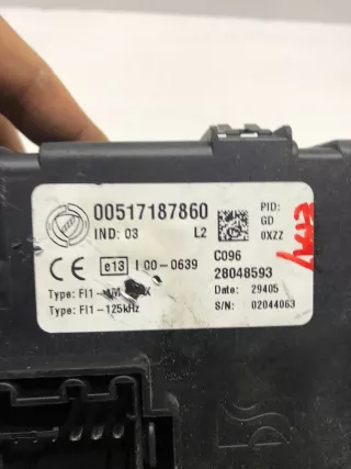 00517187860 Короб предохранителей Fiat Abarth Арт AL16335440620, вид 3