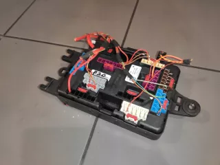  Короб предохранителей BMW 3 F30/F31/GT F34 Арт AL16479266568_3, вид 6