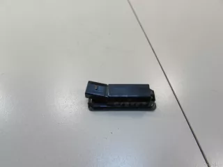1K8943021C VAG Подсветка номера Volkswagen Amarok Арт E81019259, вид 3