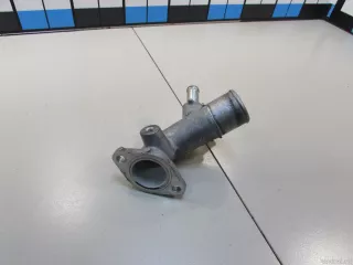 1630430010 Toyota Фланец двигателя системы охлаждения Toyota Hilux 7 Арт E81030750, вид 3