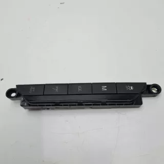 670096828 Блок кнопок Maserati Levante Арт AL15618598327