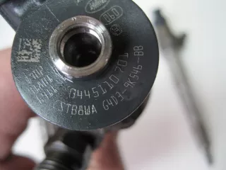 g4d3-9k546-bb Форсунка Land Rover Range Rover 4 Арт AL15692649370, вид 2