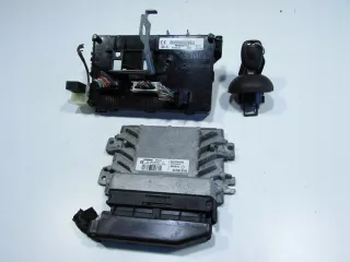  Блок управления двигателем Renault Clio 2 Арт AL17136905377, вид 4