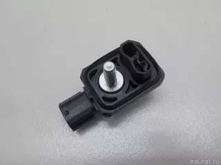 8983A33010 Toyota Датчик AIR BAG Toyota Camry XV70 Арт E84635954, вид 2
