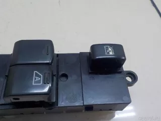 254014X00C Nissan Блок управления стеклоподъемниками Nissan Navara D23 Арт E84653262, вид 3
