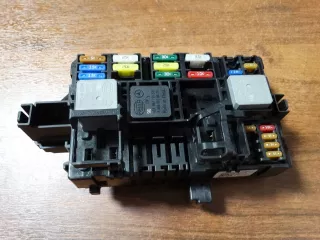 A1679067303 Короб предохранителей Mercedes GLE W167 Арт AL12649918827, вид 1