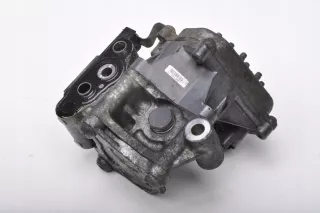 31325357 Насос масляный Volvo S60 3 Арт AL15592381081, вид 1