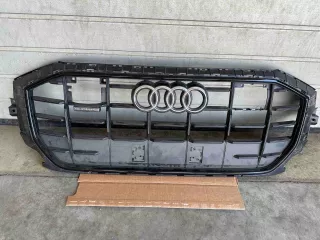 4M8853651A Решетка радиатора Audi Q8 Арт AL15600644776, вид 1