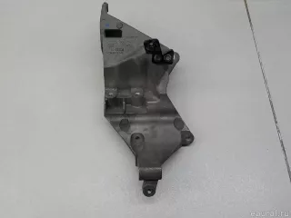 LR065741 Land Rover Кронштейн генератора Land Rover Discovery 4 Арт E84795898