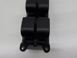 8482012530 Toyota Блок управления стеклоподъемниками Toyota Auris 2 Арт E84797324, вид 4