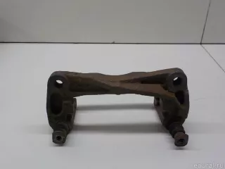 26225AG100 Subaru Скоба суппорта переднего правого Subaru Forester SK Арт E84799360, вид 2