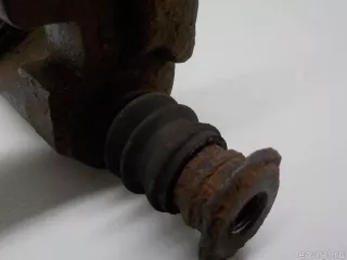 26225AG100 Subaru Скоба суппорта переднего правого Subaru Forester SK Арт E84799360, вид 4