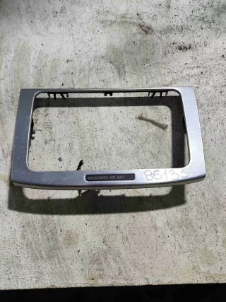 3c0858069 Рамка под магнитолу   Volkswagen Passat B6 Арт B61354, вид 1