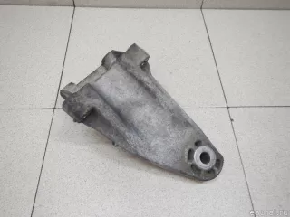 1818057 Ford Кронштейн двигателя левый Ford Transit 4 Арт E100344551, вид 4