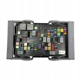 6GM955A Короб предохранителей Chevrolet Tahoe GMT900 Арт AL12664169915_2