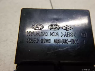 935701P300EQ Hyundai-Kia Блок управления стеклоподъемниками Kia Venga Арт E100439199, вид 3