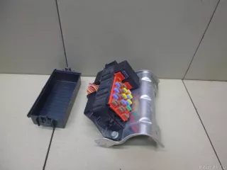  Блок реле Tesla model S Арт E100440592