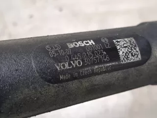  Топливная рампа  Volvo S60 1 Арт 9236432, вид 2