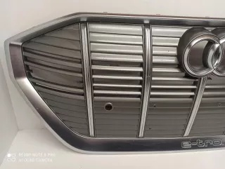 4KE853651A Решетка радиатора Audi E-Tron Арт AL12946110268, вид 3
