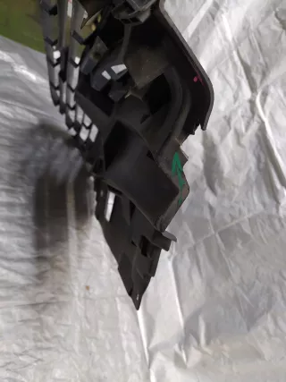 623108673R,960100351R Решетка радиатора Renault Trafic 3 Арт AL12977520725, вид 8