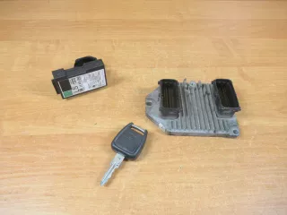 24454393 Блок управления двигателем Opel Astra G Арт AL12999471726, вид 1