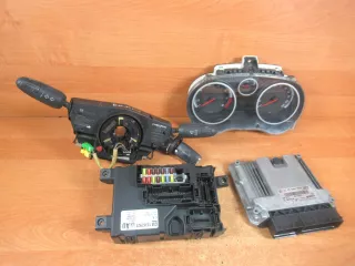 55580829 Блок управления двигателем Opel Corsa D Арт AL15361026681, вид 1