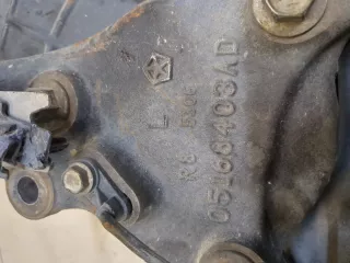 5154262AA,5168421AE,4779795AB Ступица передняя левая Dodge Challenger 3 Арт 20064232, вид 2