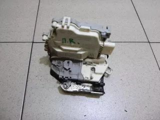 8X1837016 VAG Замок двери передней правой Audi A3 8V Арт E100488792, вид 1