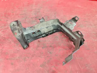 4M0821138B Кронштейн крыла Audi Q7 4M restailing Арт MB85378, вид 1