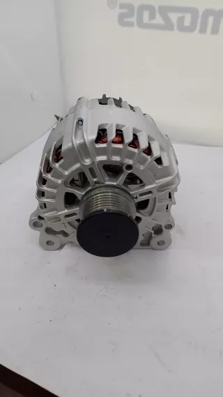 305.901.180.000 Генератор Audi A4 B8 Арт AL13253248509_2, вид 2