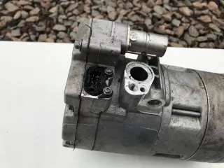9496111 Компрессор кондиционера BMW 5 G30/G31 Арт AL13350011109_3, вид 8
