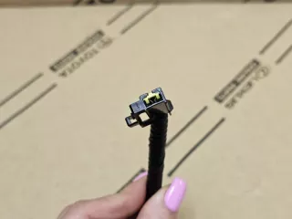 9098010619, 90980-10619 разъем звукового сигнала Toyota Fortuner 2 Арт DN191789, вид 9