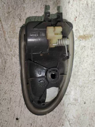 7700415975 Ручка внутренняя задняя правая   Renault Scenic 1 Арт MS1072, вид 2