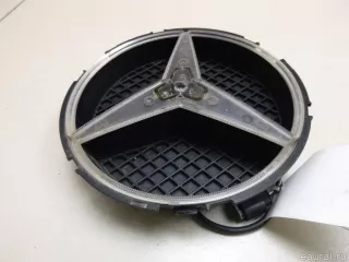 1668170316 Mercedes Benz Эмблема Mercedes CLA c117 Арт E48480561, вид 1