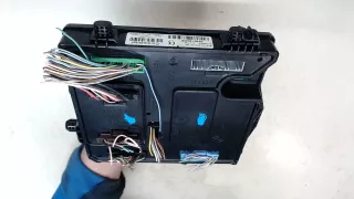 284B13640R Блок бортовой сети Renault Megane 3 Арт 9395633, вид 4