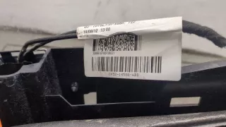 LR044901 Разъем AUX / USB Land Rover Range Rover 4 Арт 11202642, вид 3