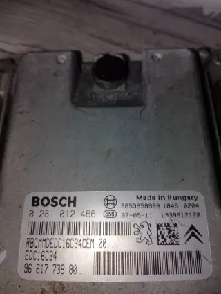 9661773880 Блок управления двигателем Citroen Xsara Picasso Арт AL13391095423, вид 2